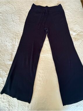 Splendid Navy Ribbed Wide-Leg Cropped Pants